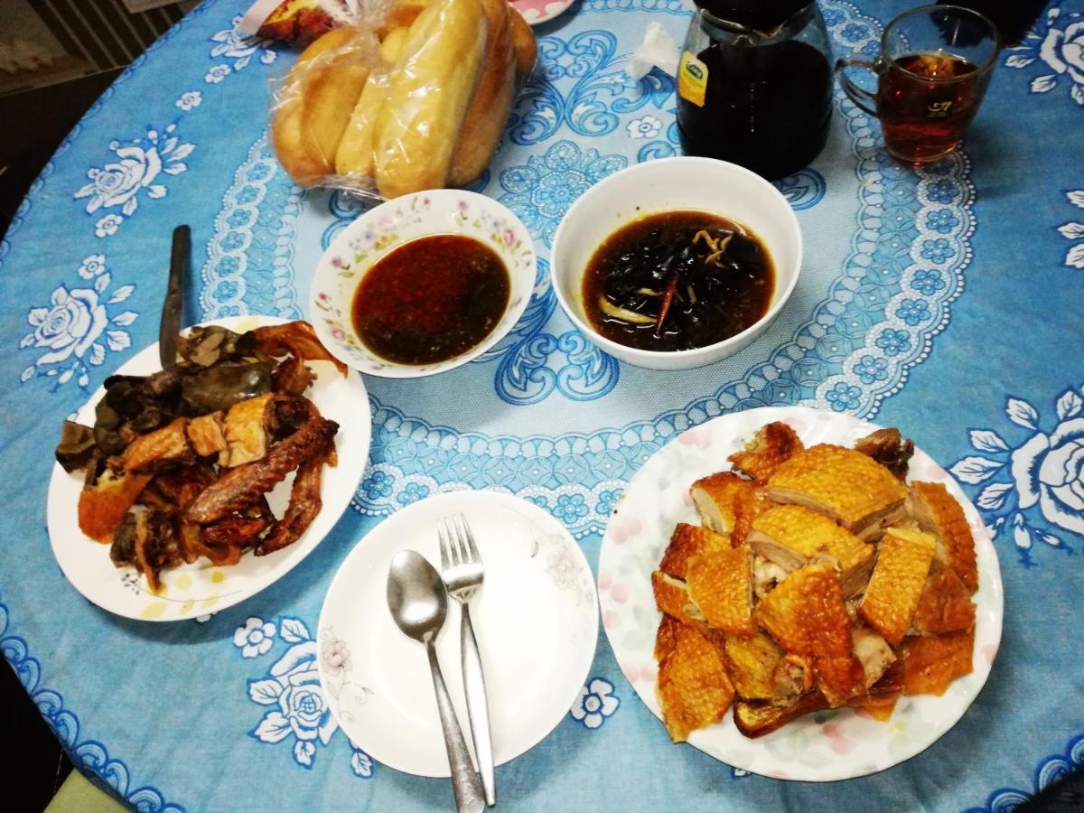 Charlie Gweilo Homestay Bed & Breakfast